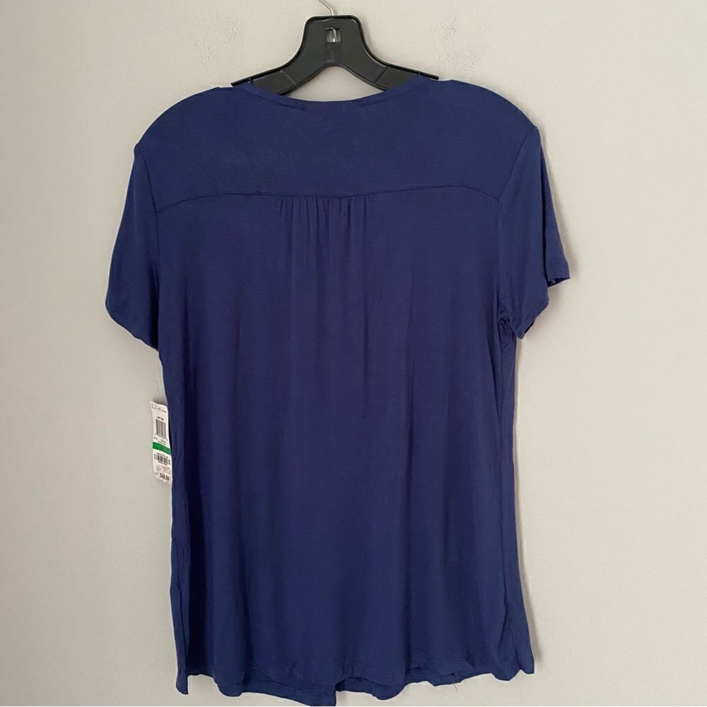 Style & Co. Women’s Deep V Neck Blue Stud Details Short Sleeve Top size PP - Picture 2 of 3